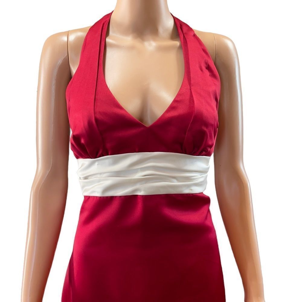FOREVER YOURS Red Haltered Long Gown Size 6 - Picture 5 of 16